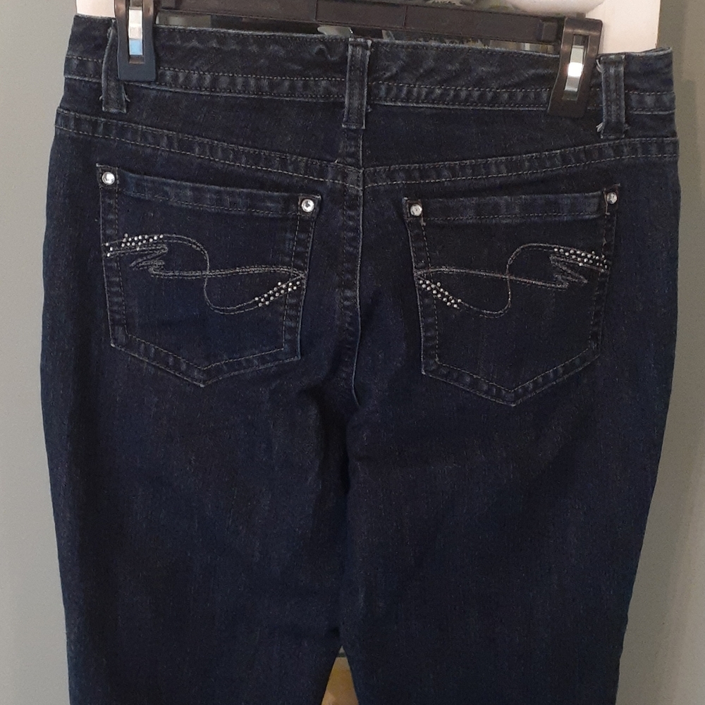 New Direction Weekend Jeans - Picture 2 of 4